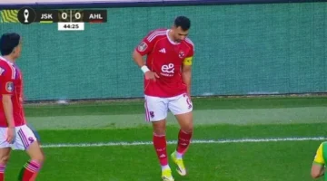 إصابة تريزيجيه.. طبيب الأهلي يكشف تفاصيل الفحص الطبي للاعب في القاهرة